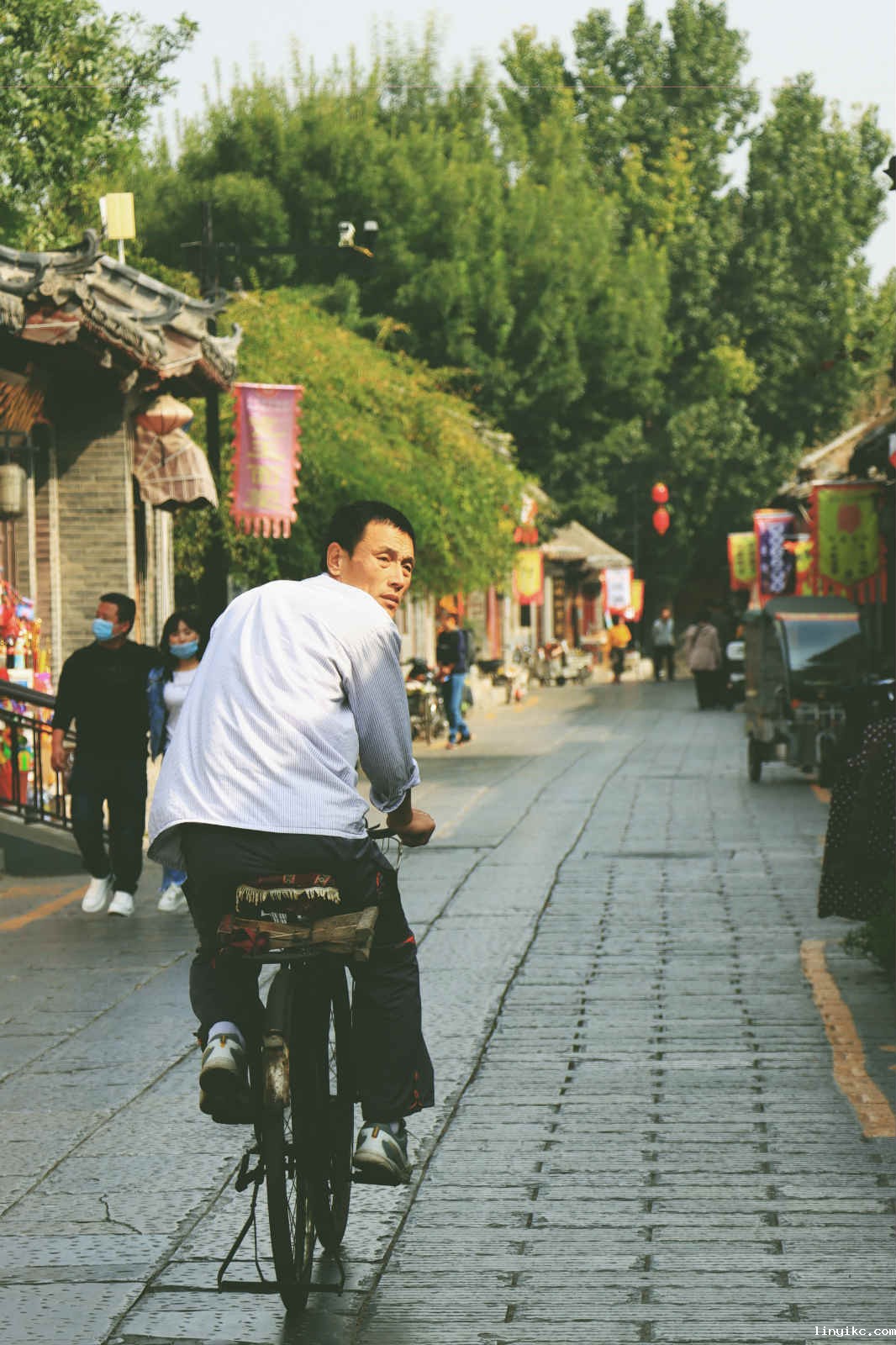 《回眸》孙文龙.jpg